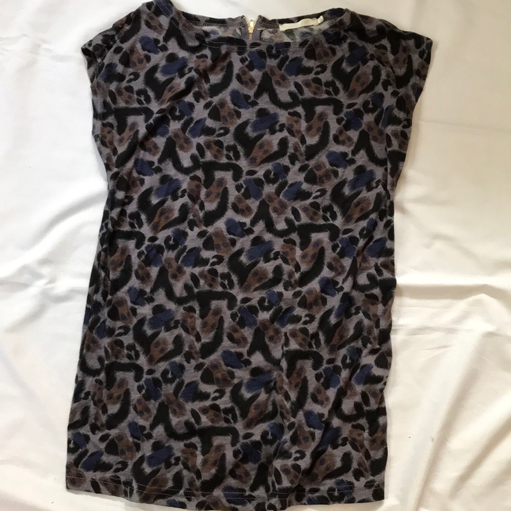 Purple leopard print top